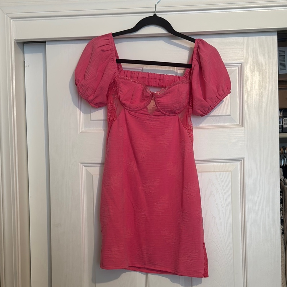 Stella Laguna Pink Puff Sleeve Mini Dress